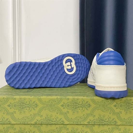 Gucci Mac80 Trainers Sole and Heel View in off white and blue Rear heel view and blue textured tread sole of Gucci Mac80 off-white and blue trainers in off white and blue