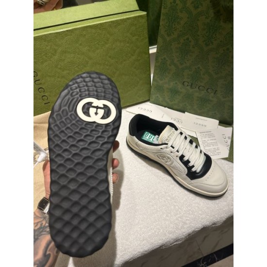 Gucci Mac80 Trainer Rubber Sole View in off white and black Black rubber outsole view of Gucci Mac80 Off White And Black Leather Low Top Trainer