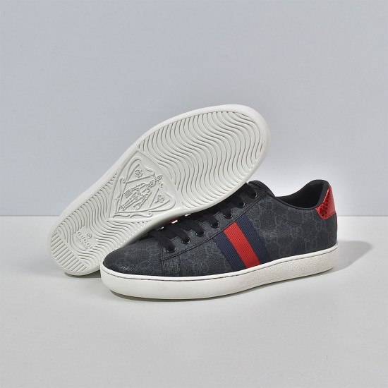 Gucci Ace GG Supreme trainer displayed alongside textured white rubber sole in black