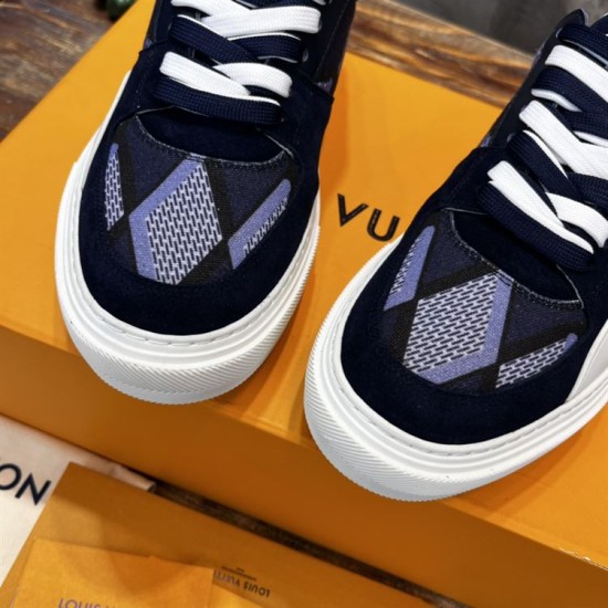L Ollie Richelieu Navy Blue Low Top Trainers - Toe Box Detail Close-up view of the patterned toe box on L Ollie Richelieu navy blue trainers