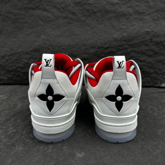Rear view of L Skate Leather Trainers in white and red displaying heel tabs