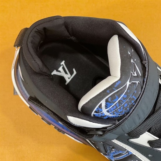 Collar Detail of L Trainer High Top Black White Blue Trainers Interior collar view highlighting the dark lining and branded insole in black and white