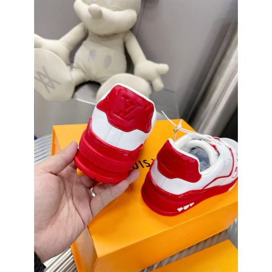 L Trainer Low Top Leather White Red Trainers Heel View Rear view of L Trainer Low Top Leather White Red Trainers showing red heel tab