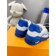 Rear heel counter view of L Trainer Low Top Leather White And Blue Sneakers