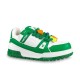 L Trainer Maxi Low Top Trainers White Green - Studio Showcase Studio showcase view of L Trainer Maxi low top trainers in white and green