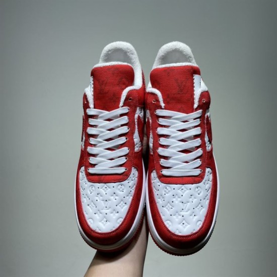 Nike Air Force 1 Low-Top Red White Trainers Top View Top-down front pair view of Nike Air Force 1 Low-Top Red White Trainers showing white lacing and toe design