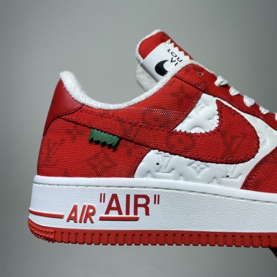 Nike Air Force 1 Low-Top Red White Trainers Midsole Detail Detailed view of the lateral heel seam and midsole AIR text on Nike Air Force 1 Low-Top Red White Trainers