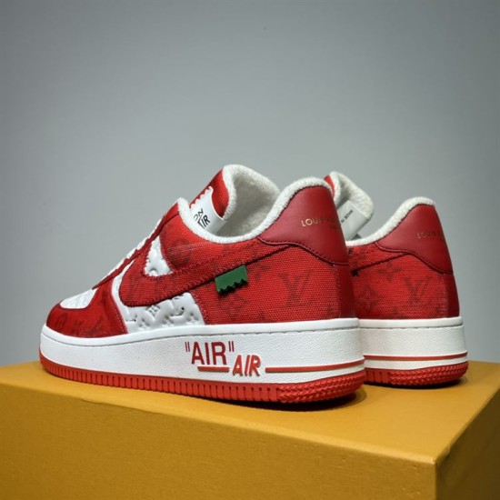 Nike Air Force 1 Low-Top Red White Trainers Heel Aspect Rear view of the heel counters on Nike Air Force 1 Low-Top Red White Trainers pair