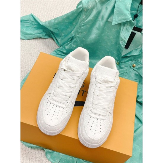 Nike Air Force 1 Low Embossed White Trainers top view toe box