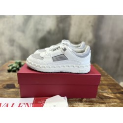 Valentino Trainers Freedots Low-Top  In Calfskin – Vn005 Uk