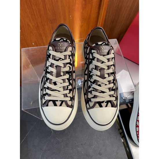 Replica Valentino Trainers Garavani Toile Iconographe Totaloop Low-Top  – Vn001 Uk - 8236 - Buddha Luxury