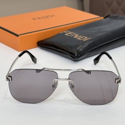 Sky Aviator Sunglasses Fe40115U - Sg103 Uk Sky Aviator Sunglasses Fe40115U - Sg103 Uk