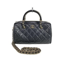 25C MINI BOSTON BAG BLACK LEATHER AP4411 UK