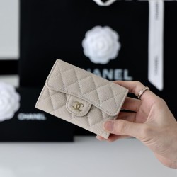 CLASSIC FLAP WALLET IN WHITE UK CLASSIC FLAP WALLET IN WHITE UK