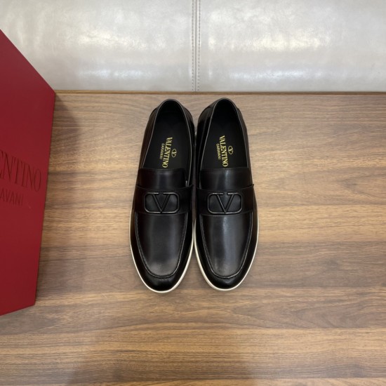 replica LEISURE FLOWS CALFSKIN LOAFERS IN BLACK - VL146 UK