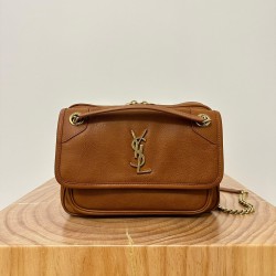 Niki Medium Camera Bag In Smooth Leather Uk Niki Medium Camera Bag In Smooth Leather Uk