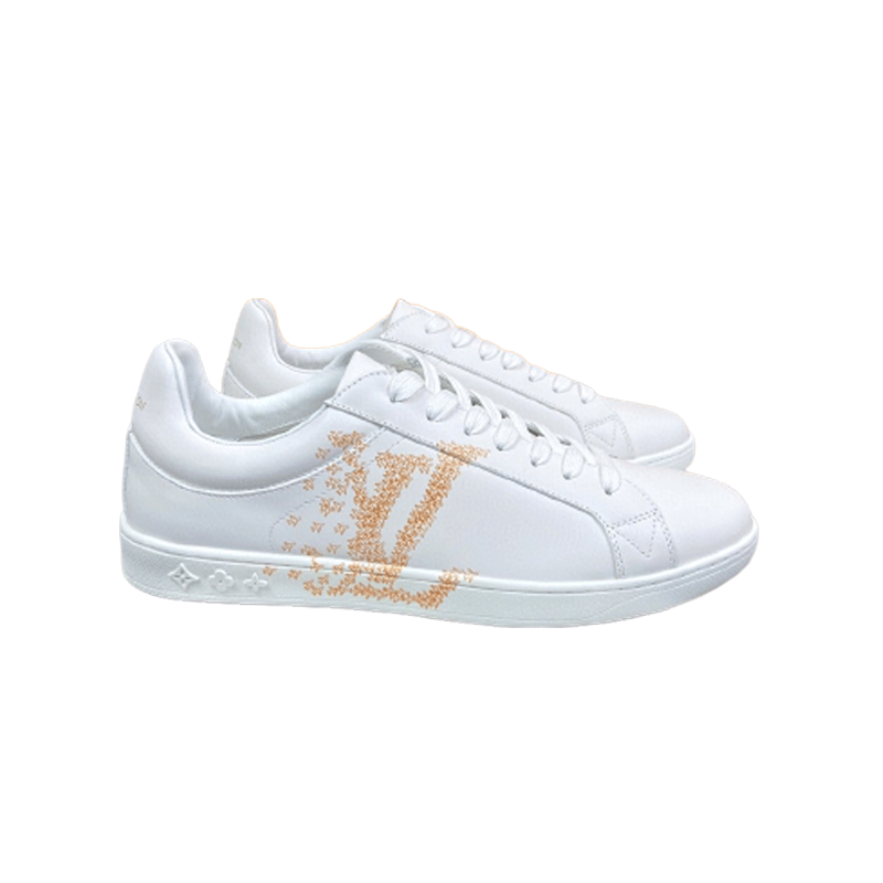 L Classic White Leather Trainers With Gold Motif Accent